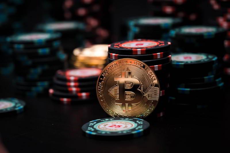 Bitcoin casino, anonymity, online gambling